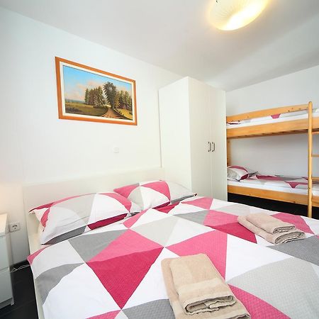 Apartment Leposa Kranjska Gora Exteriör bild